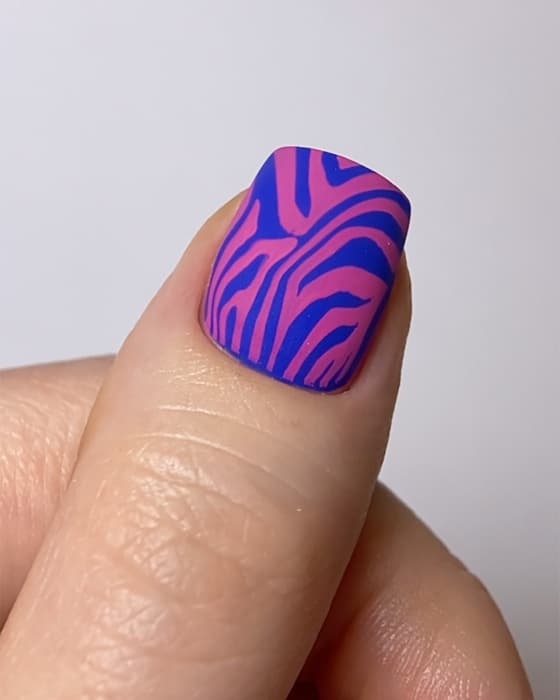 DARK Stamping polish №28, неоновий рожевий, 10 мл — 3