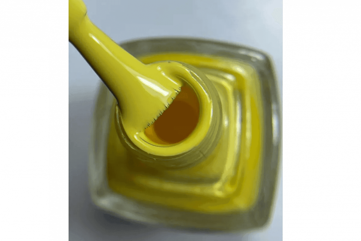 Лак для стемпинга VAKULA №15, тепло-желтый, 12 мл — 2