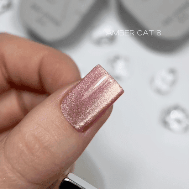 Гель-лак Saga Professional Amber Cat №8, 10 мл — 2