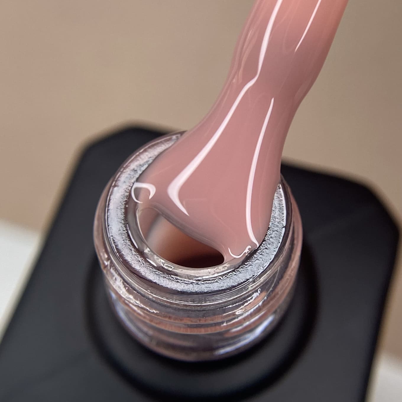 Каучуковая база Nika Zemlyanikina Rubber base Soft Beige, 15 мл — 2