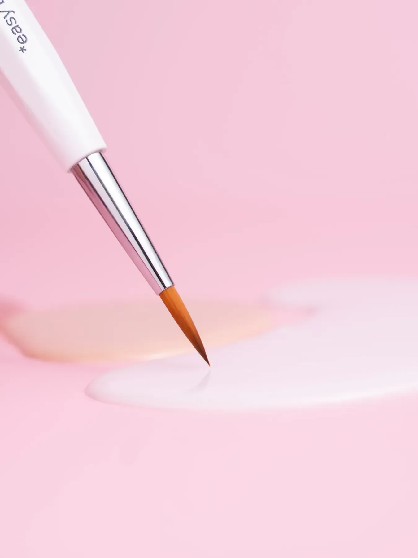 Круглая кисть для геля Easy to be professional, "Uni round"