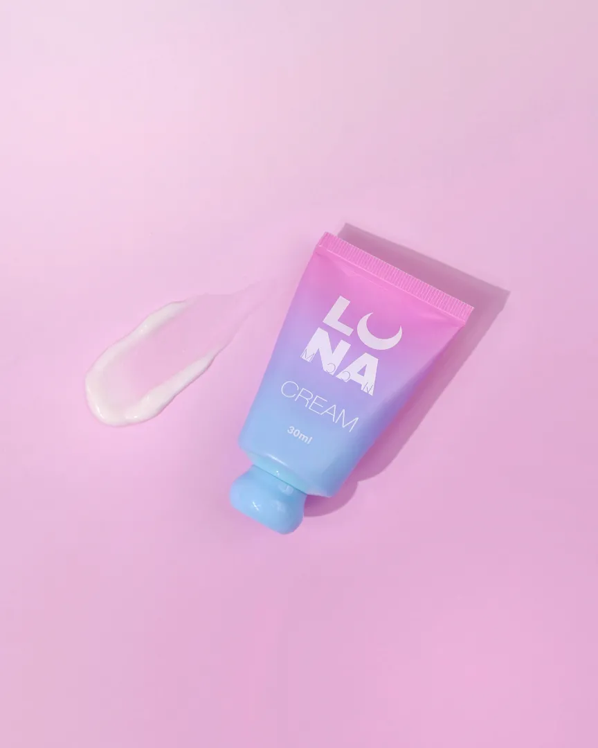 Крем LUNA ламелярный увлажняющий с ароматом клубники со сливками Hand Cream Strawberry Dessert, 30мл — 2