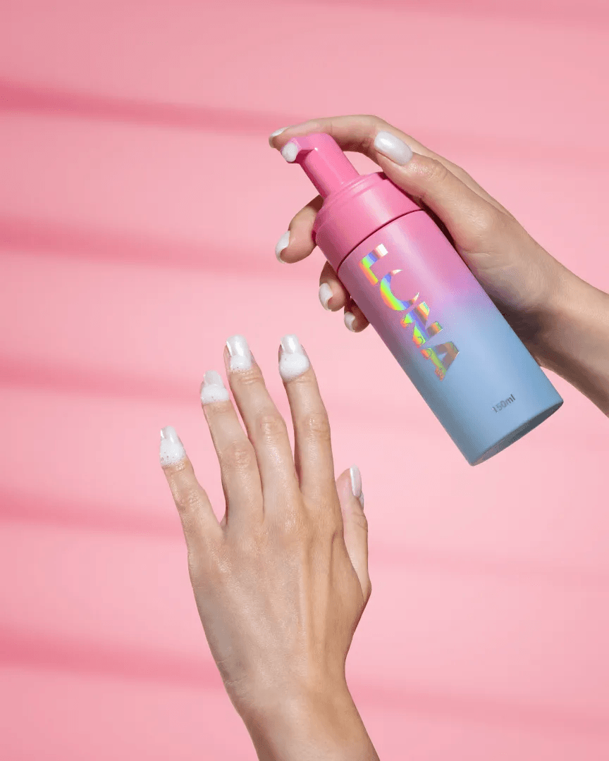 Увлажняющая мицелярная пенка Luna Coconut Foam с ароматом кокоса, 150 мл — 2