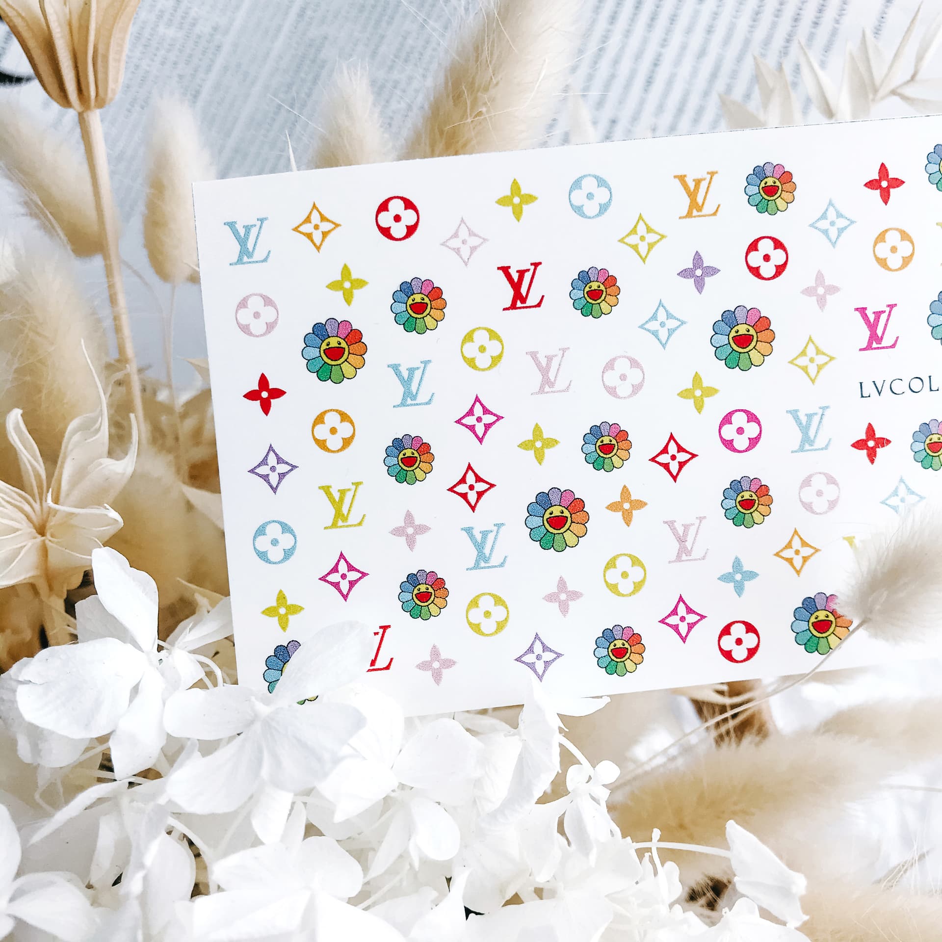 Слайдер-дизайн IBDI NAILS LVCOLOR — фото 1