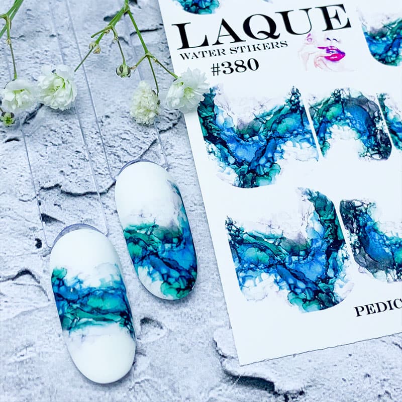 LAQUE слайдер дизайн для ногтей №380 (эффект литья изумрудный) — фото 1